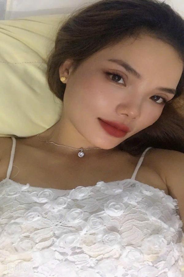 Lucía Esmeralda la compañía que ilumina tus noches